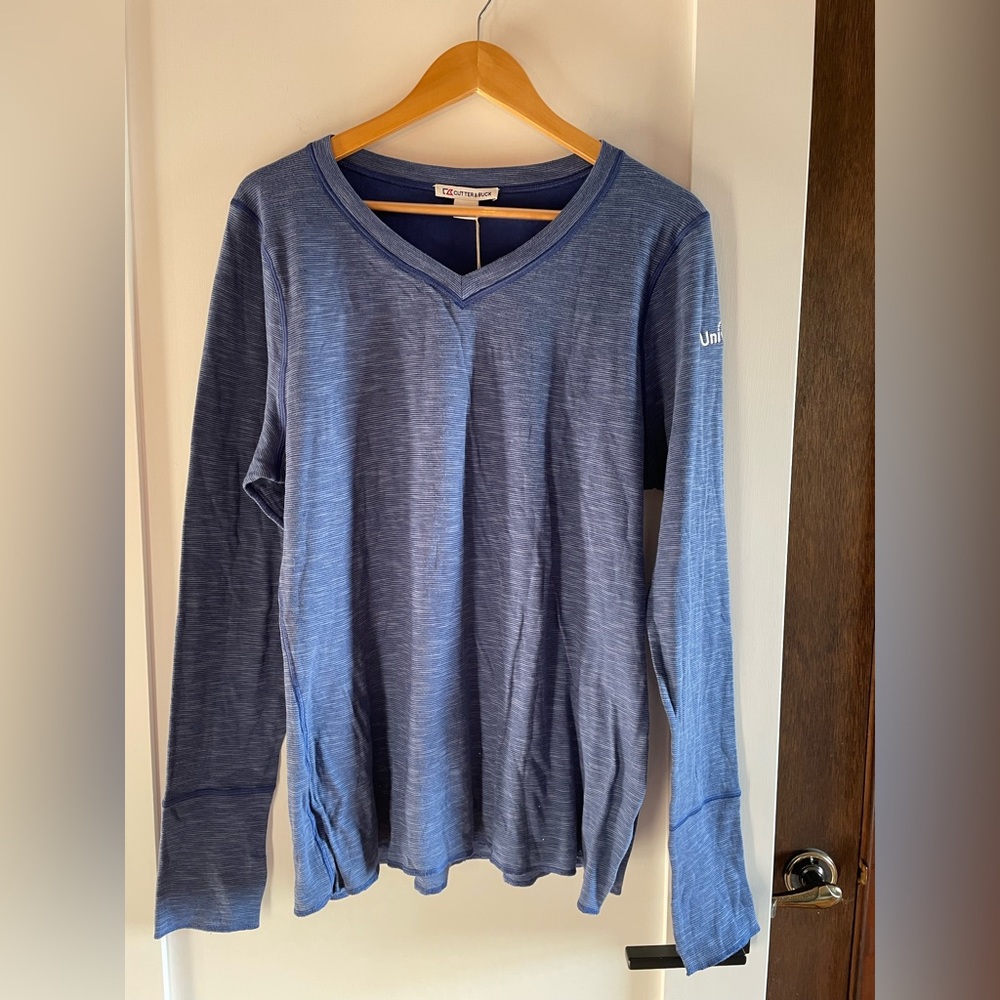 Cutter & Buck Long Sleeved Shirt Size XL NWT